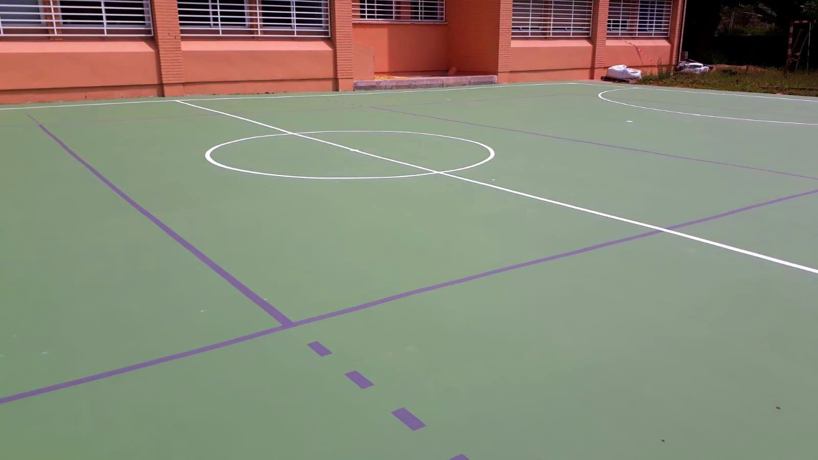 Madrid colegio reparación patio de juegos y recreo